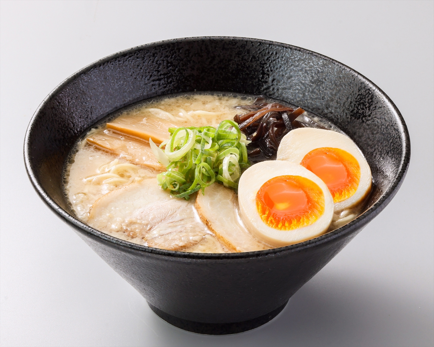 煮玉子ラーメン